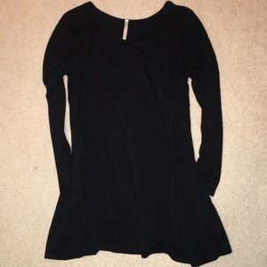 Like new- black long sleeve tunic dress
